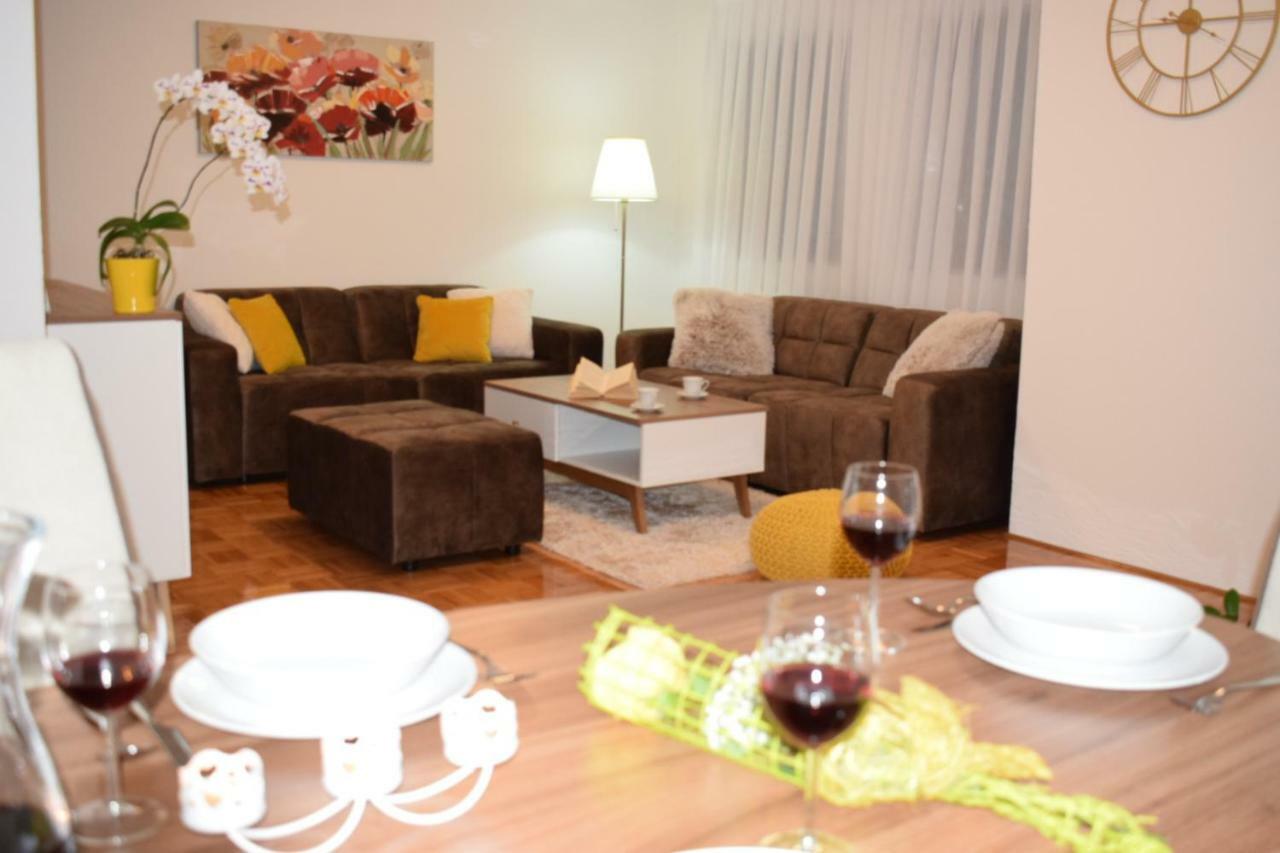 Apartment Golden Fields Smoljanac Ngoại thất bức ảnh