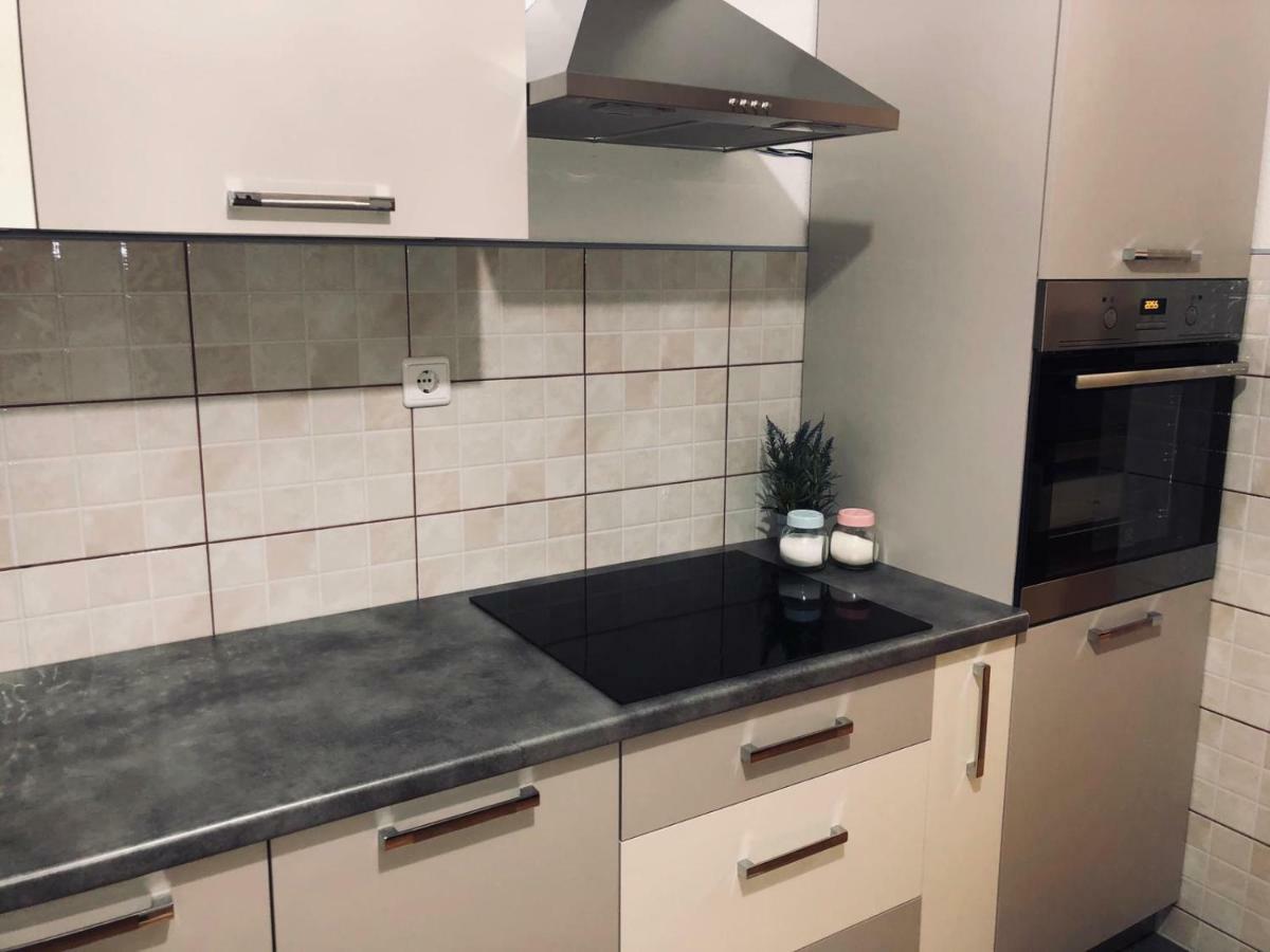 Apartment Golden Fields Smoljanac Ngoại thất bức ảnh