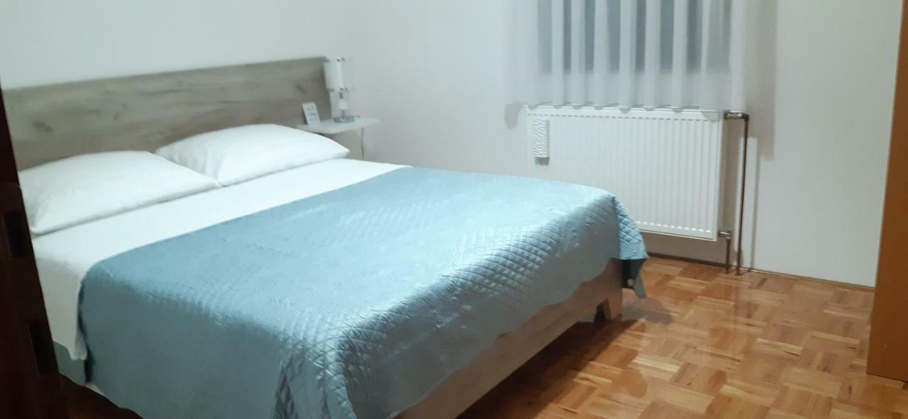 Apartment Golden Fields Smoljanac Ngoại thất bức ảnh